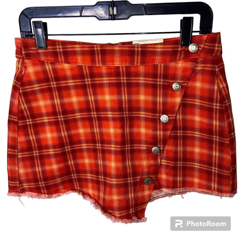 SO Mini Skirt Skort Coral Checkered Plaid Fall High Rise Wrap Size 9/29W NWT